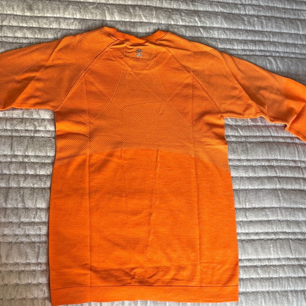 NWT $88 British Sweaty Betty Long Sleeve Workout Top Murcotte Orange Small - Picture 10 of 10